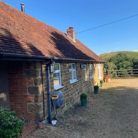 Spacious Cottage In Idyllic Spot Fenny Compton Exterior photo